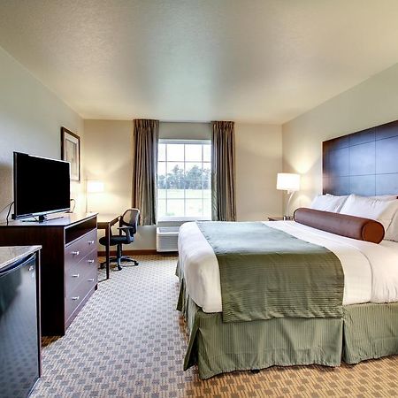Cobblestone Inn & Suites - Schuyler Ngoại thất bức ảnh
