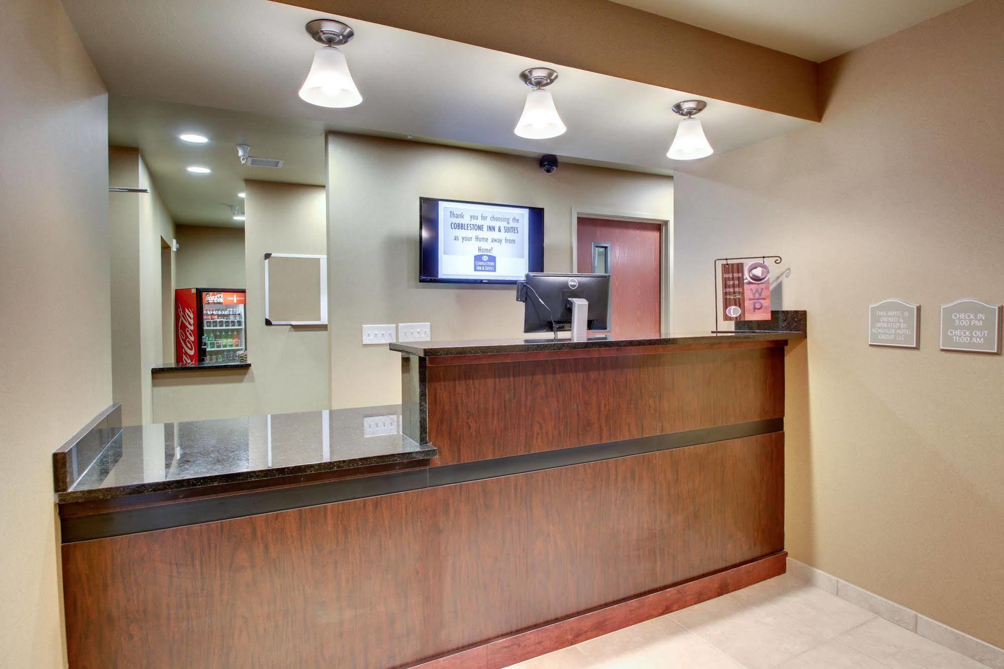 Cobblestone Inn & Suites - Schuyler Ngoại thất bức ảnh
